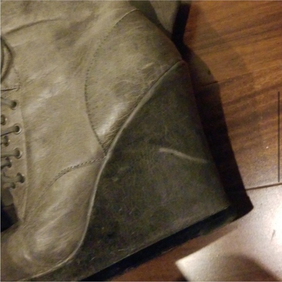 Vince Camuto Distressed Leather Platform Wedge Boot - Picture 7 of 7